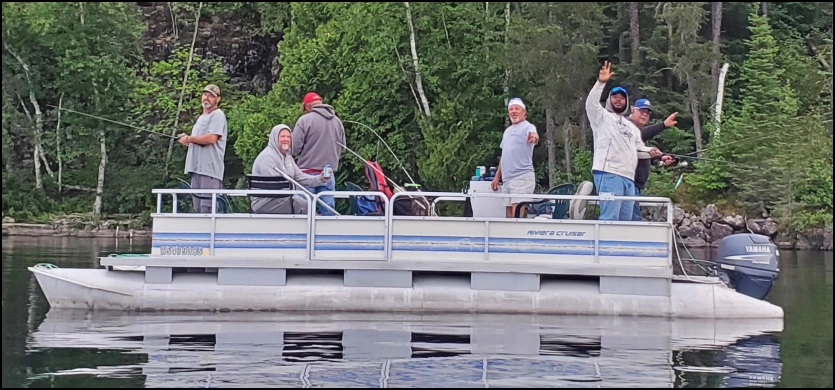 entwine-pontoon-boat